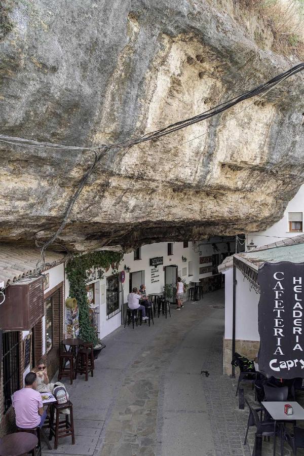 Setenil De Las Bodegas Casa Rural Las Cuevas De Setenil מראה חיצוני תמונה